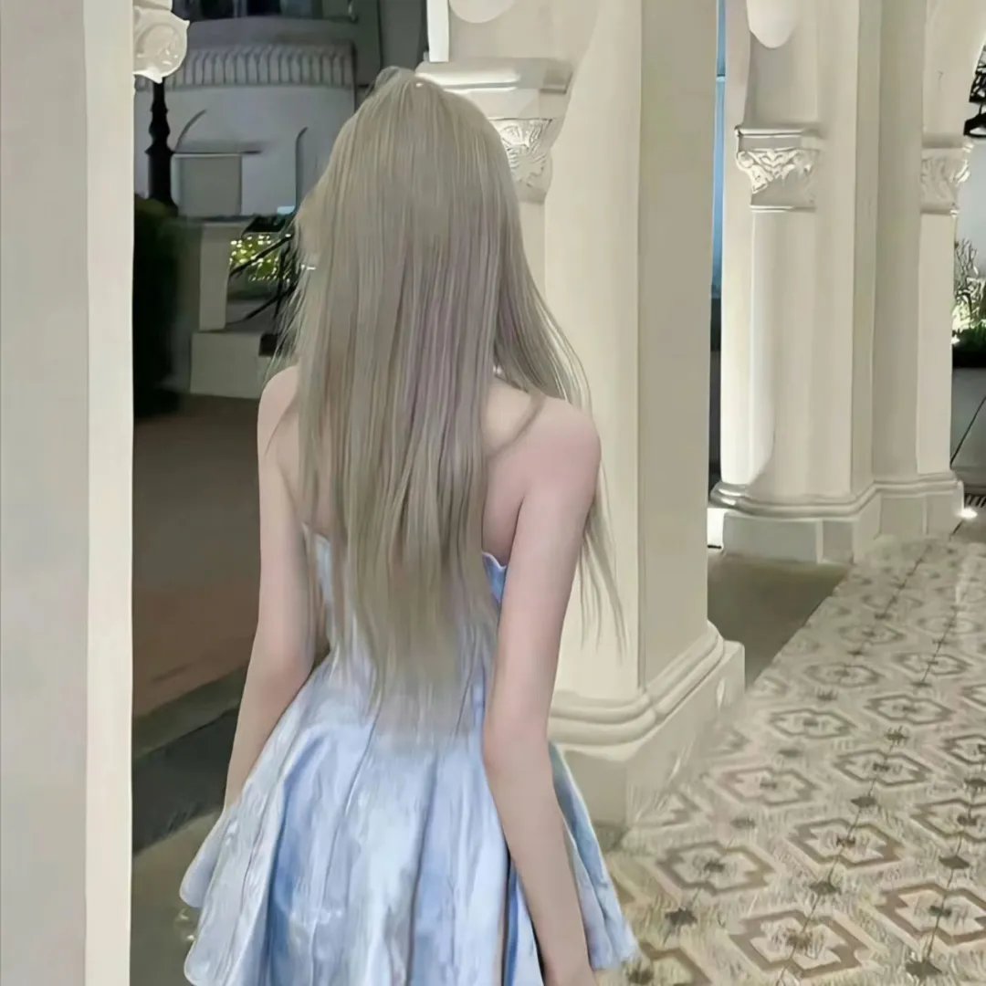 布鲁克斯，草地和可爱脸孔